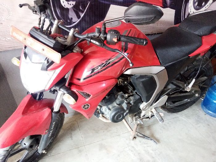 2017 Yamaha FZS, photo 4
