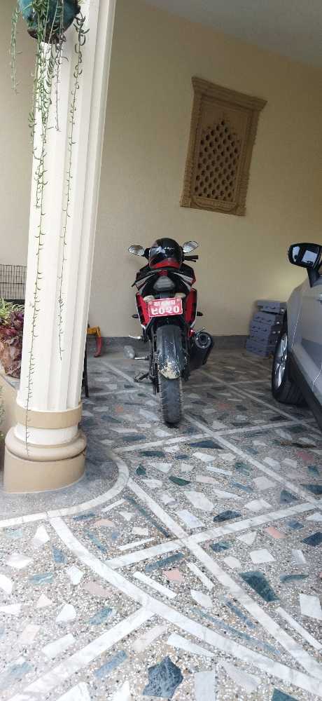 2015 Yamaha R15, photo 2