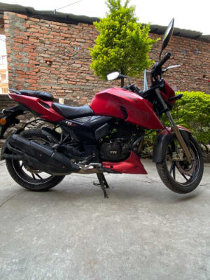 2017 TVS Apache RTR 160, photo 2