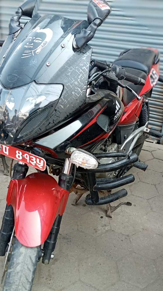 2014 Bajaj Plusar 220