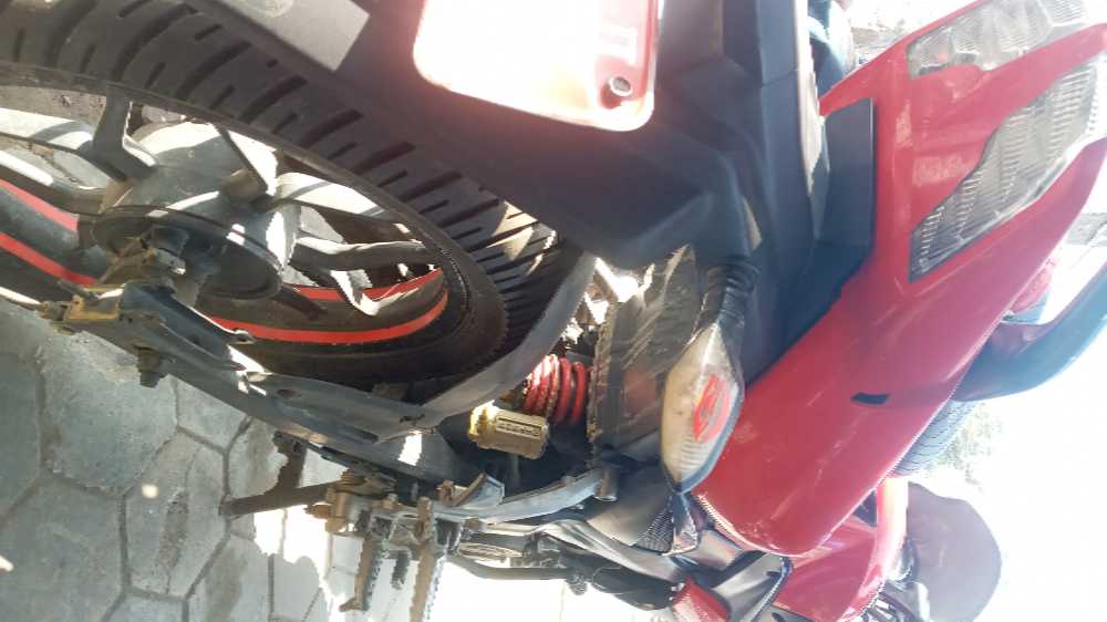 2016 Bajaj AS150, photo 2
