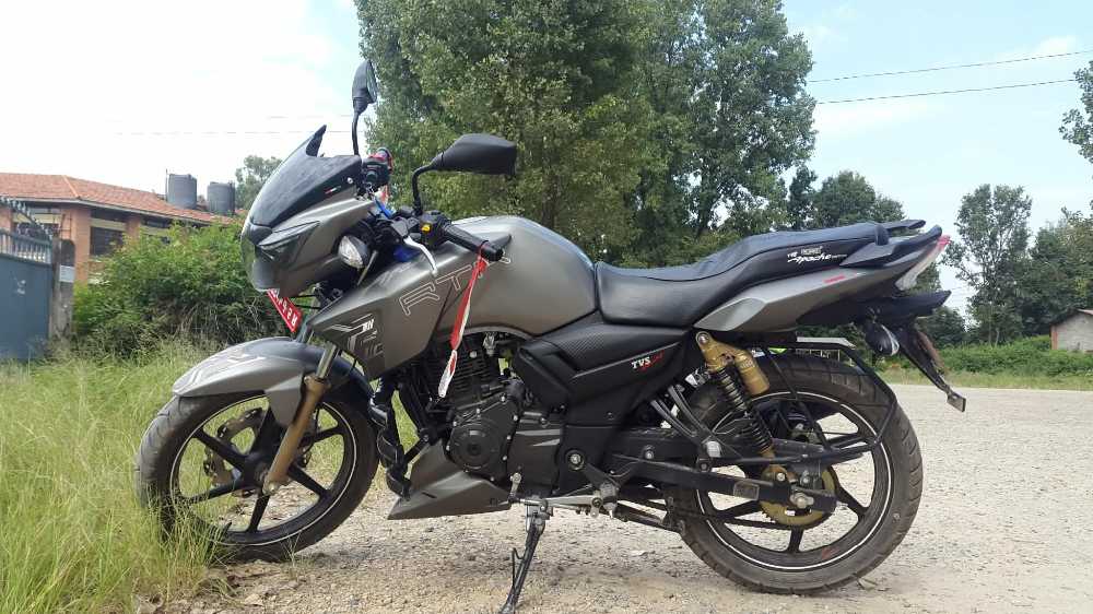 2021 TVS Apache RTR 180, photo 2