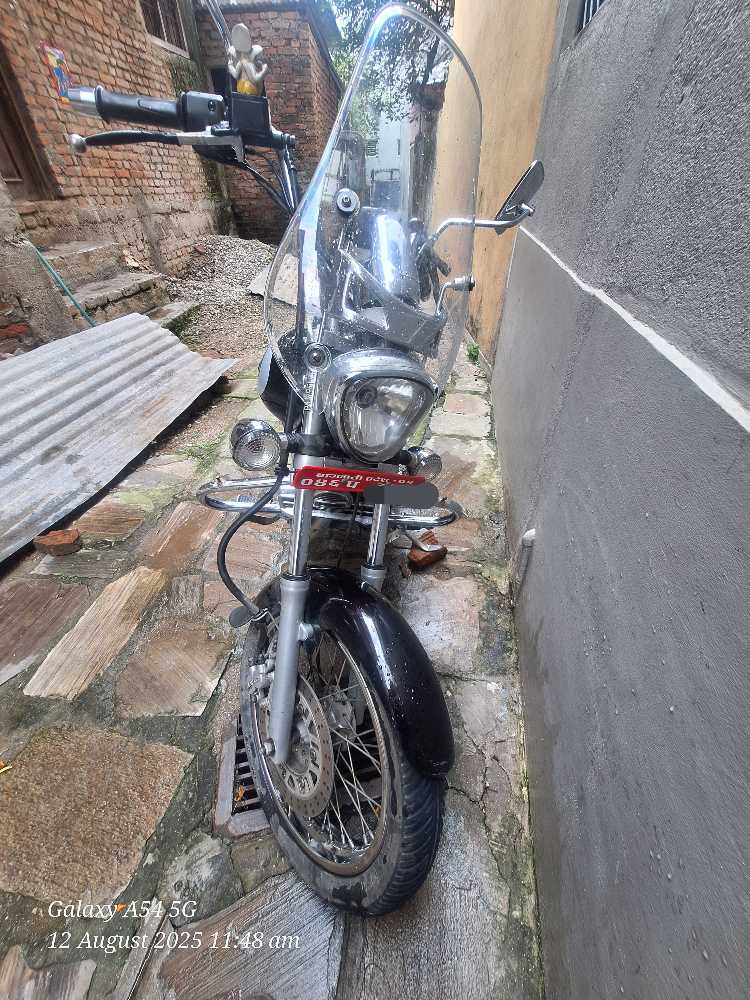 2023 Bajaj Avenger 220, photo 3
