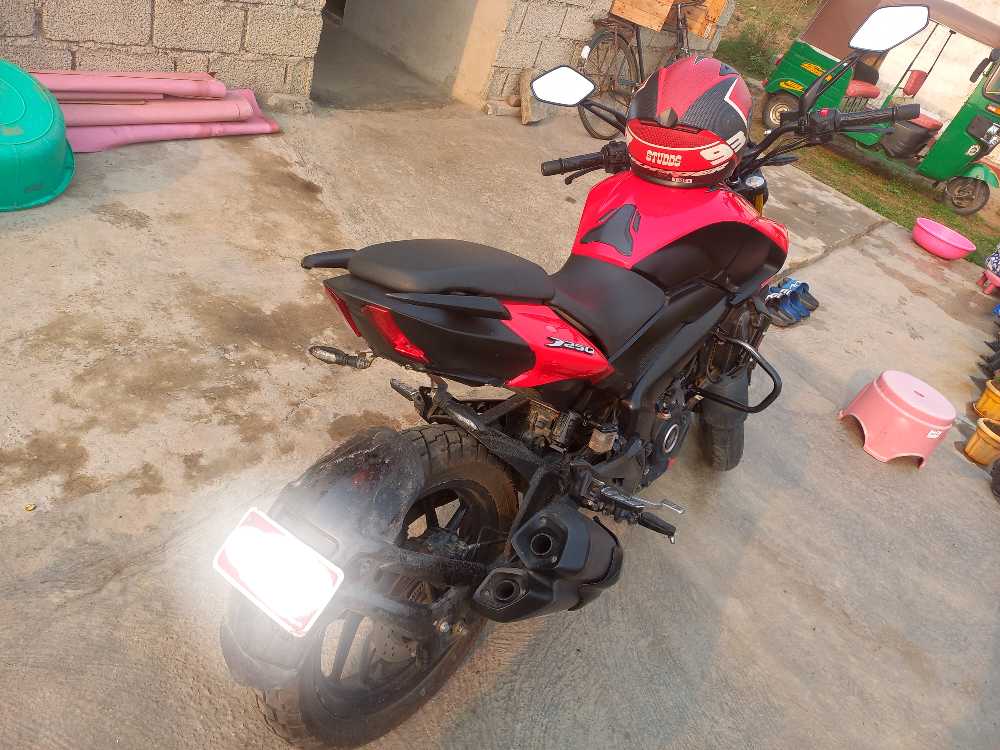 2020 Bajaj Dominar 400, photo 2