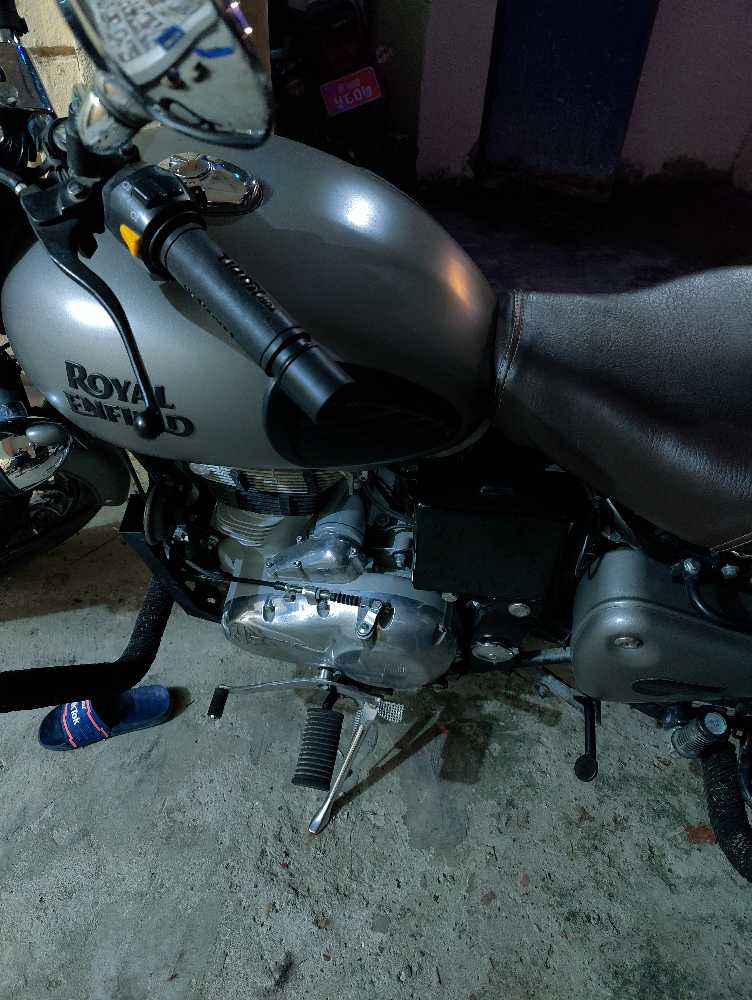 2020 Royal Enfield Classic 350, photo 2