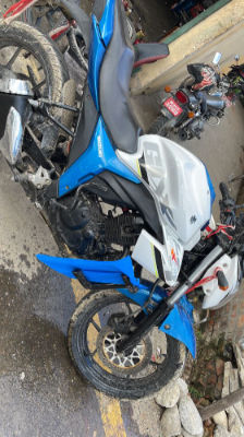 2015 Suzuki Gixxer 150, photo 4