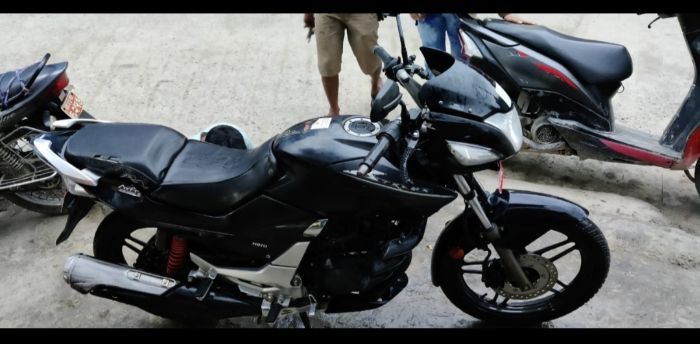 2013 Hero Xtreme, photo 2