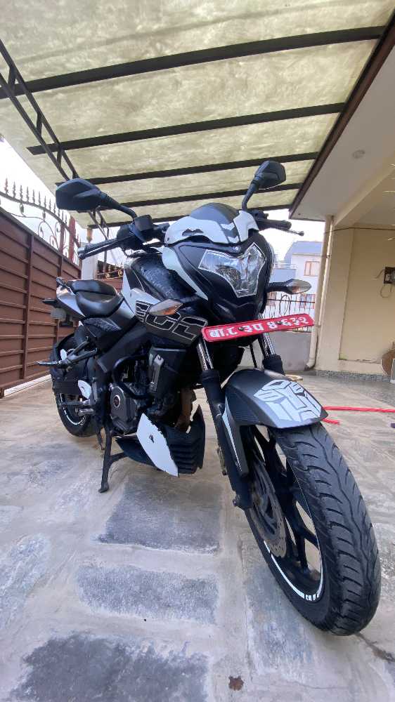 2017 Bajaj NS 200