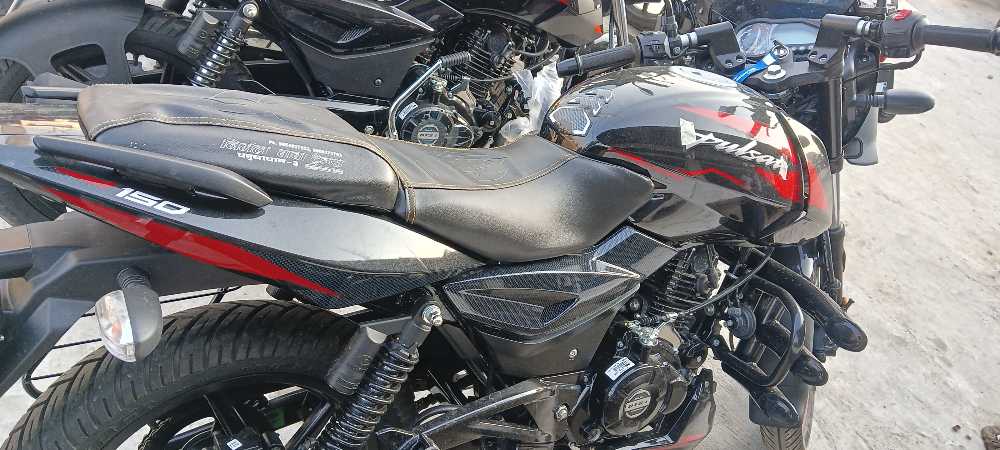 2025 Bajaj Plusar 150, photo 4