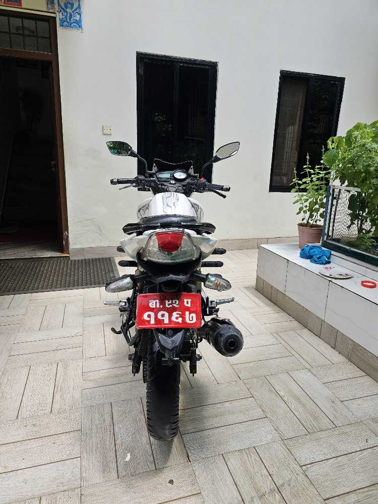 2017 TVS Apache RTR 180
