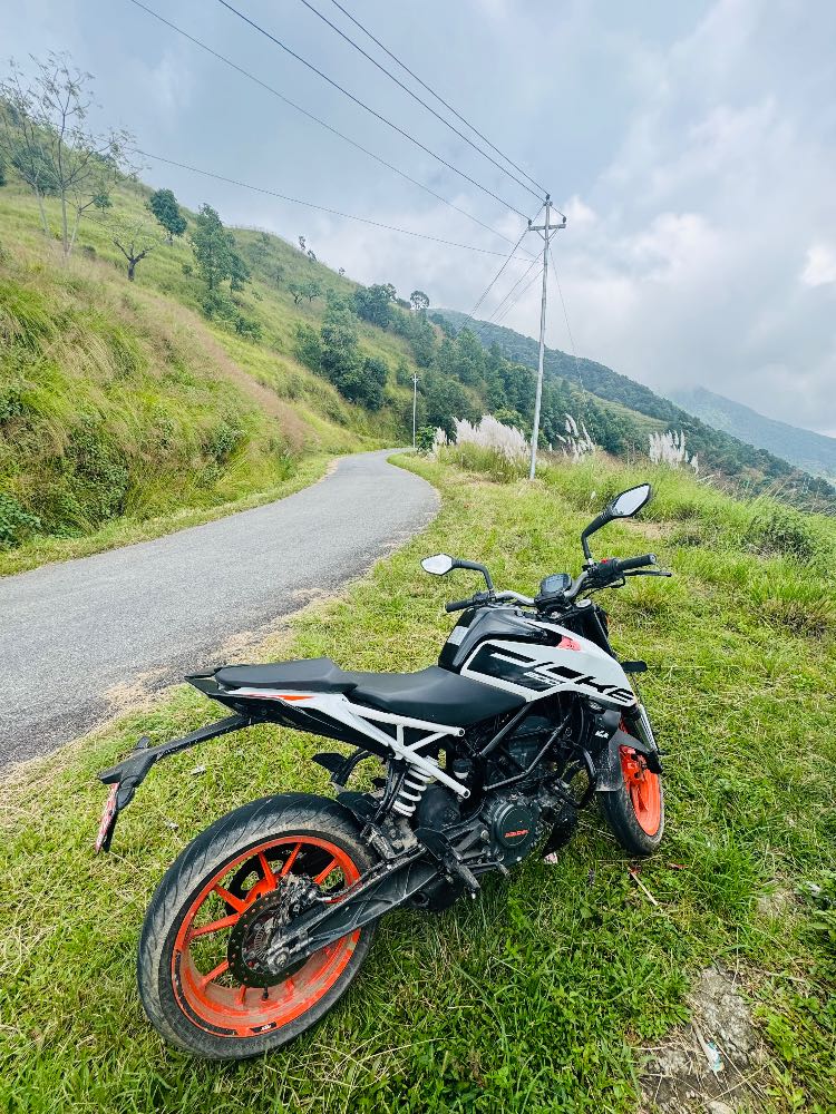 2021 KTM Duke 200