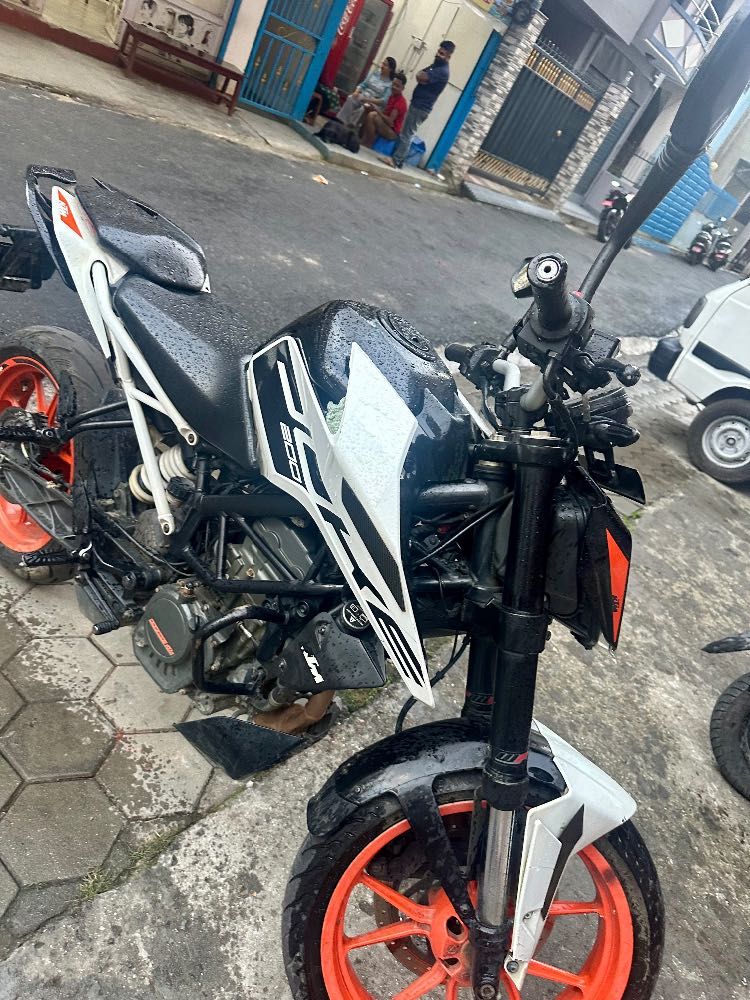 2020 KTM Duke 200, photo 4