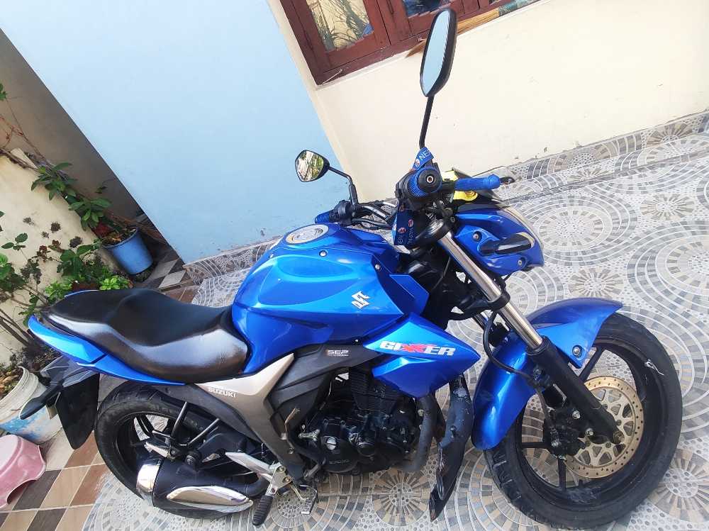 2016 Suzuki Gixxer 150, photo 2