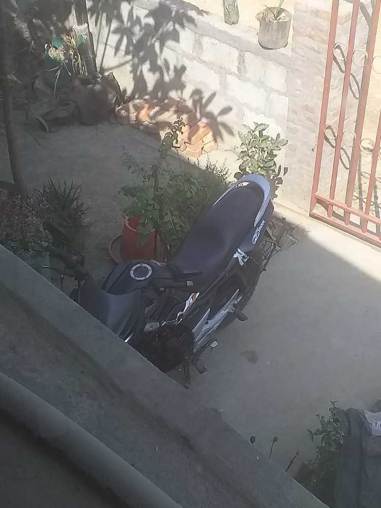 2009 Suzuki Gixxer 150, photo 3