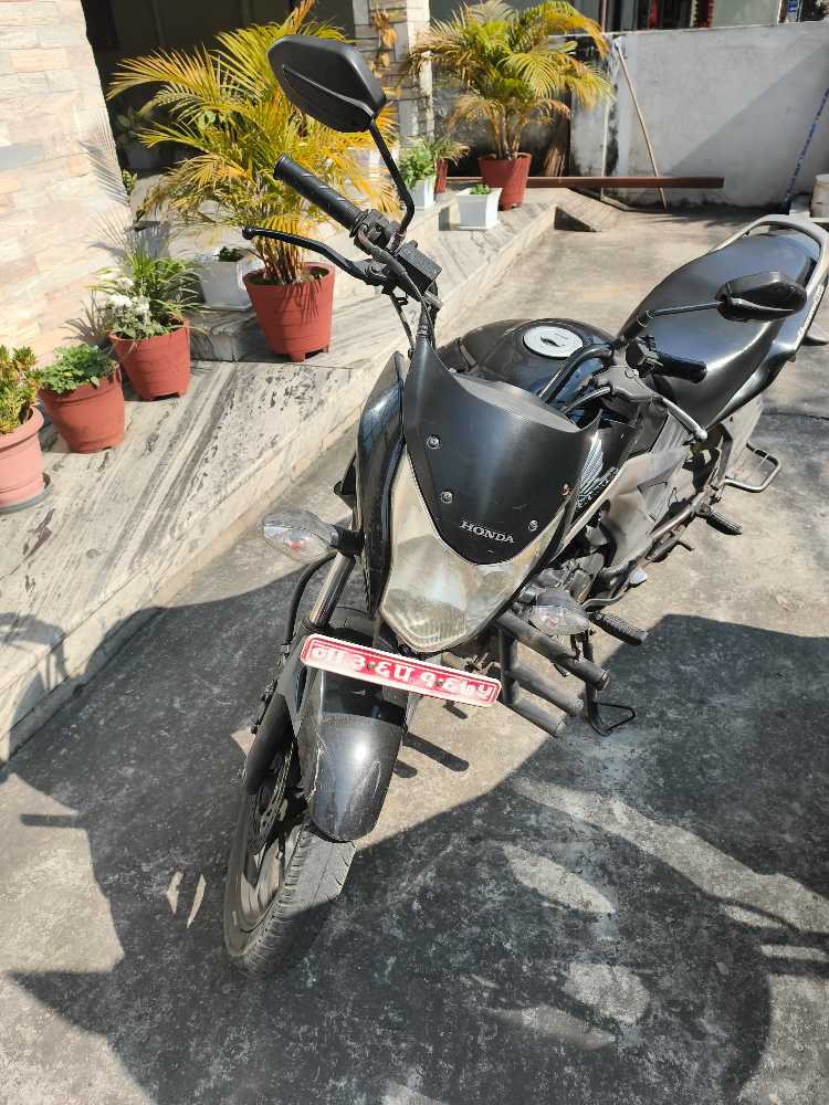 2015 Honda CB Unicorn 160, photo 3