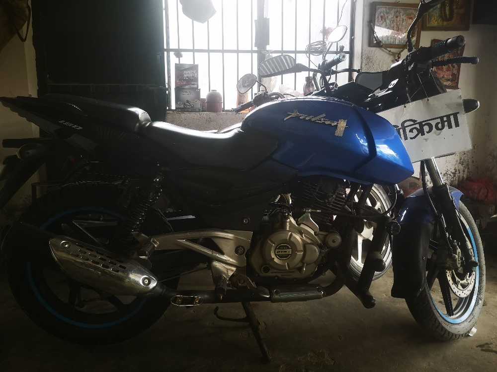 2012 Bajaj Pulsar 180, photo 2