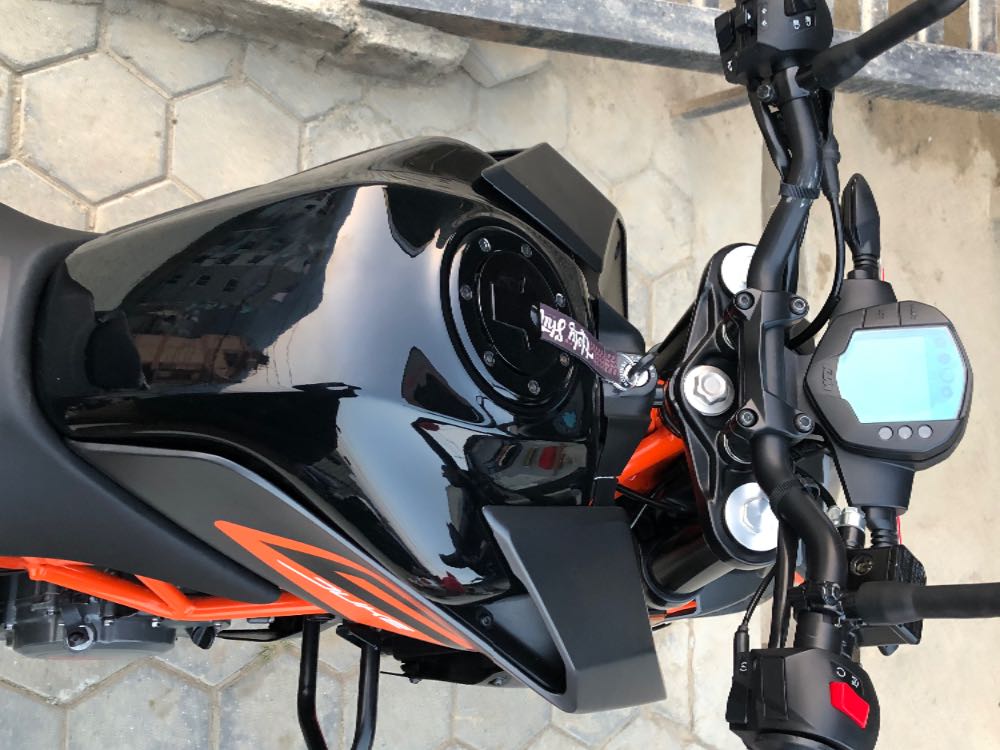 2023 KTM Duke 250, photo 2