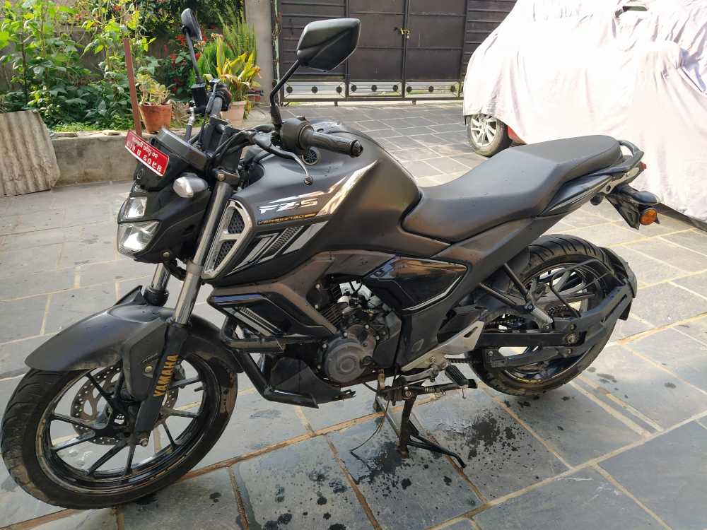 2021 Yamaha FZS, photo 2