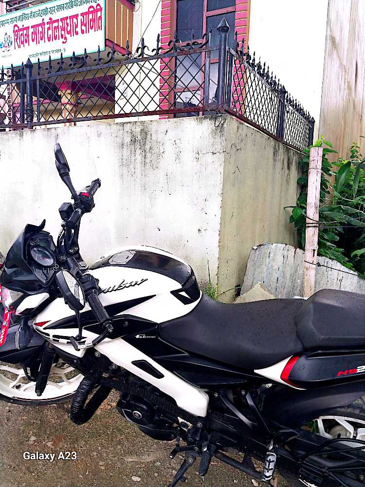 2022 Bajaj NS 200, photo 4