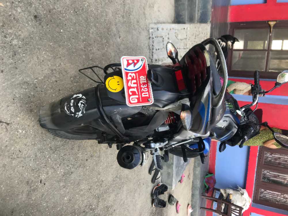 2014 Bajaj Plusar 150, photo 2