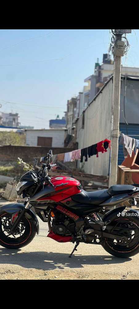 2018 Bajaj NS 200