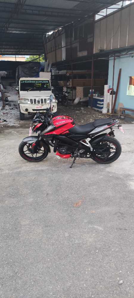 2018 Bajaj NS 200