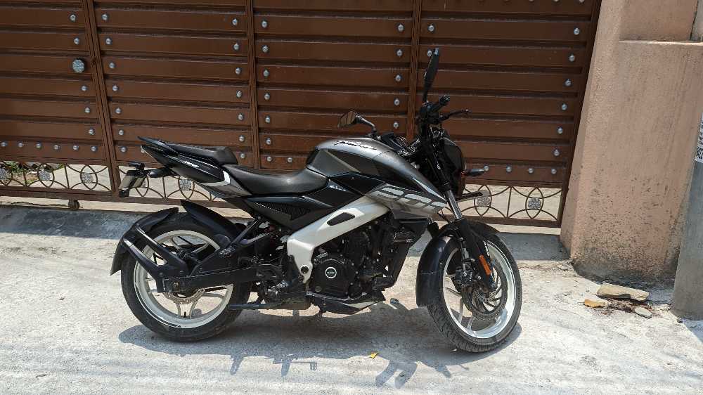 2020 Bajaj NS 200, photo 2