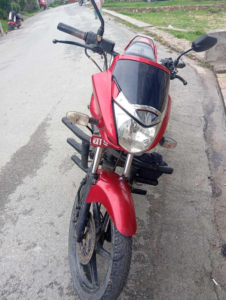 2012 Honda Unicorn, photo 3