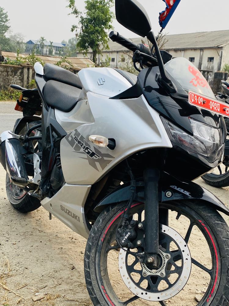 2019 Suzuki Gixxer 150, photo 2