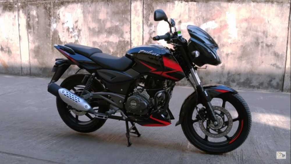 2020 Bajaj Pulsar 180, photo 2