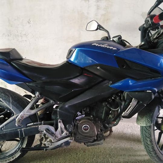 2015 Bajaj Pulsar 200 AS, photo 2