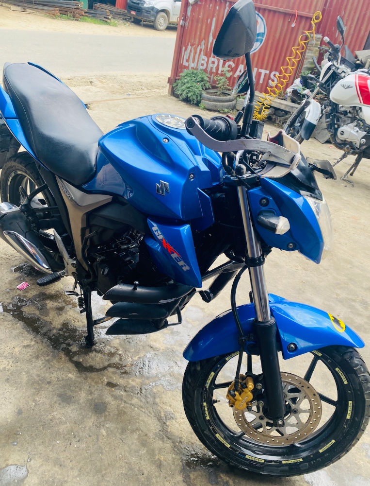 2015 Suzuki Gixxer 150, photo 3