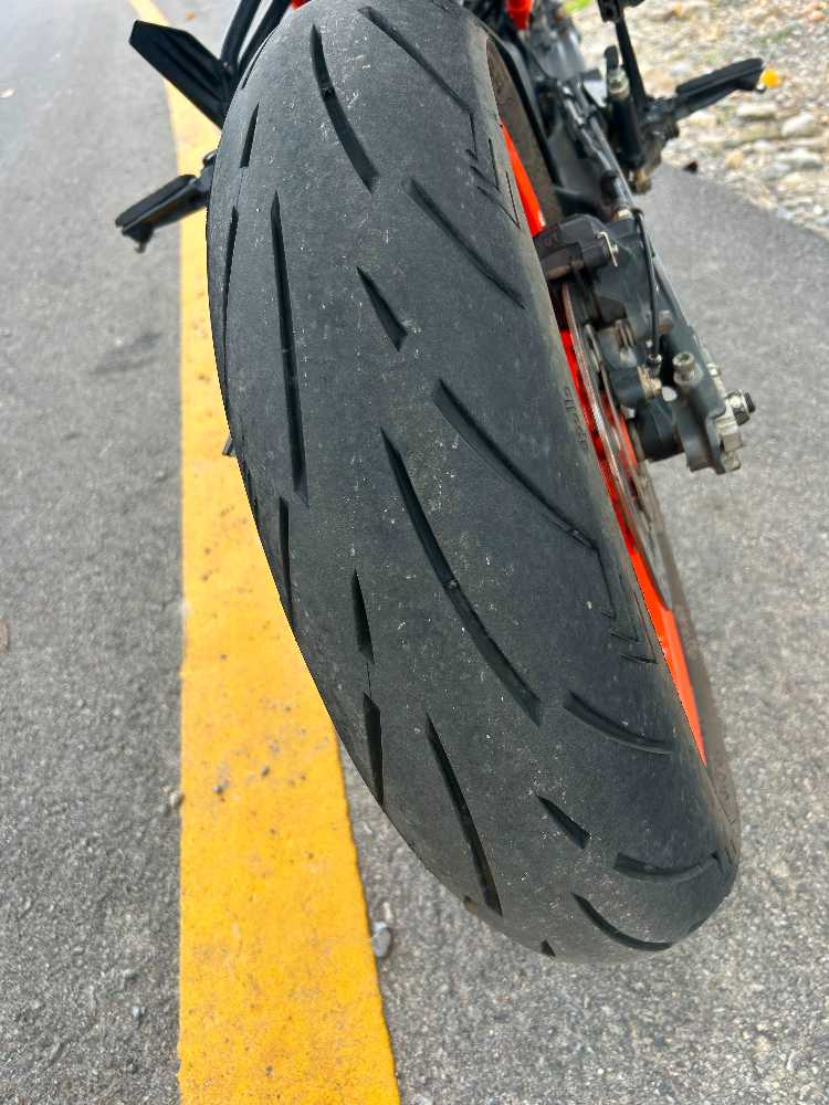 2022 KTM Duke 200, photo 3