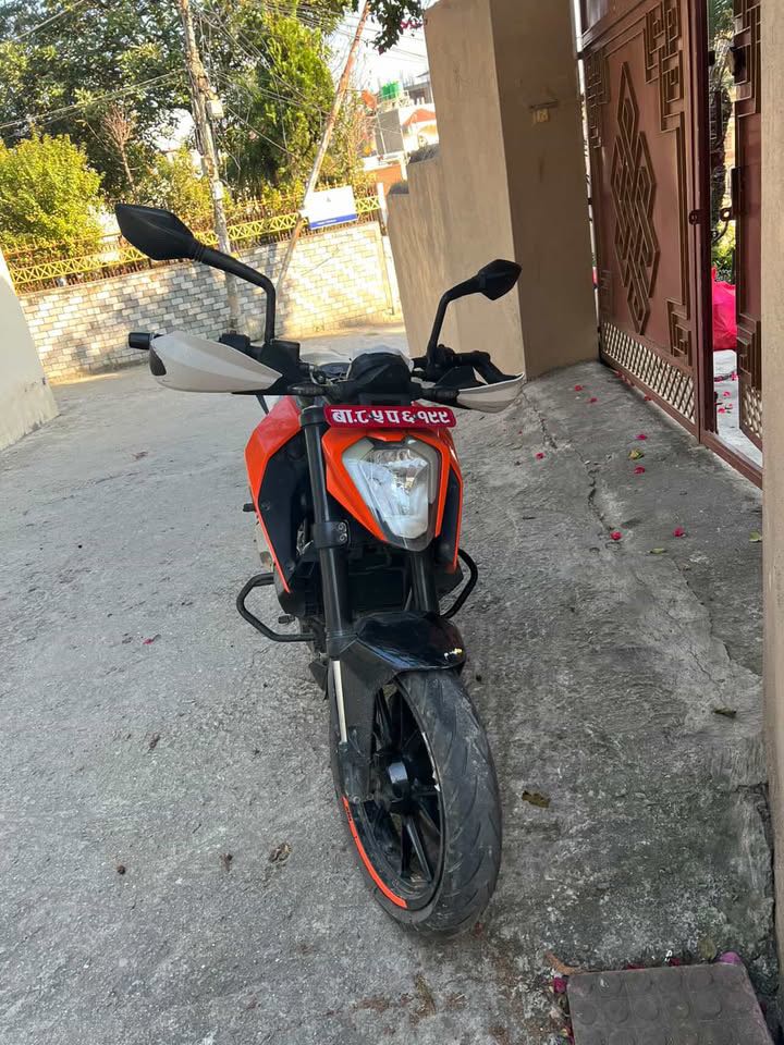 2017 KTM Duke 250, photo 2