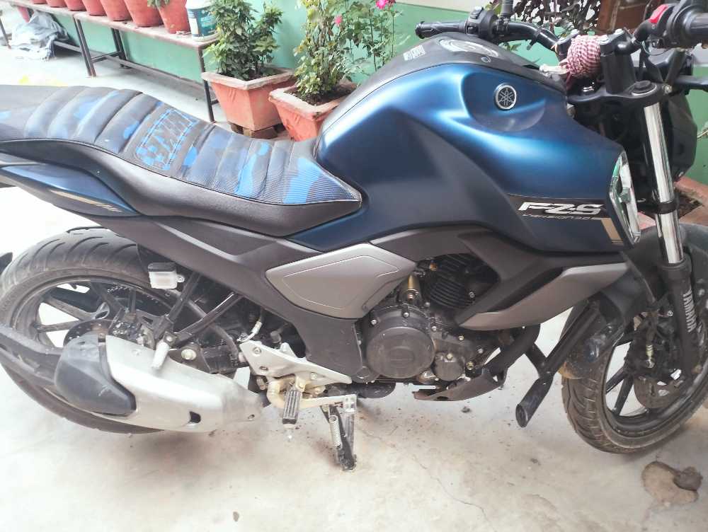 2021 Yamaha FZS, photo 2