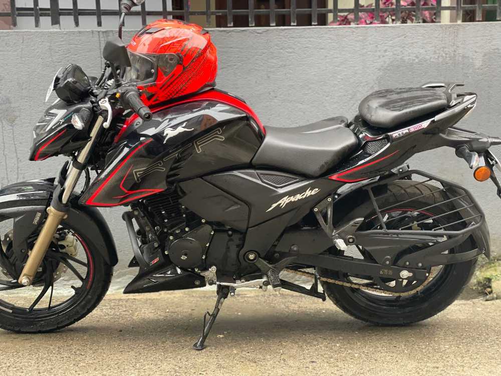 2021 TVS Apache RTR 200 4V, photo 2
