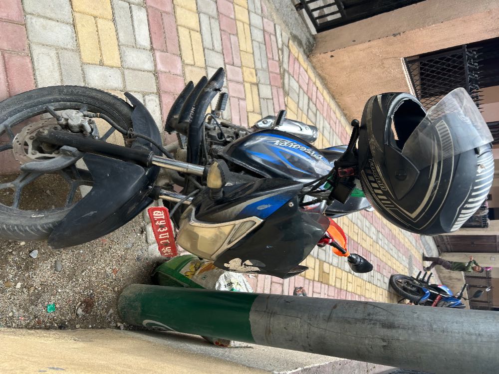 2012 Bajaj Plusar 150, photo 2