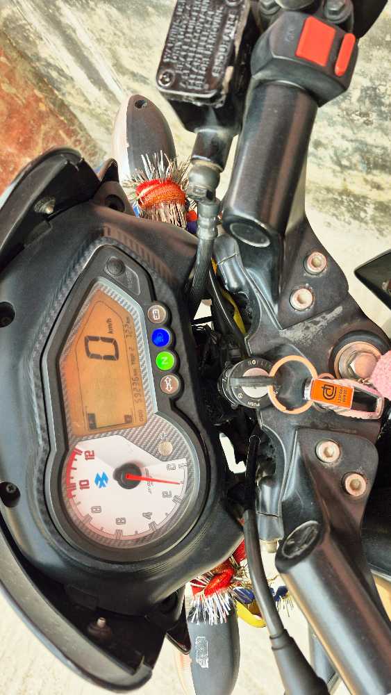 2018 Bajaj Plusar 150, photo 2