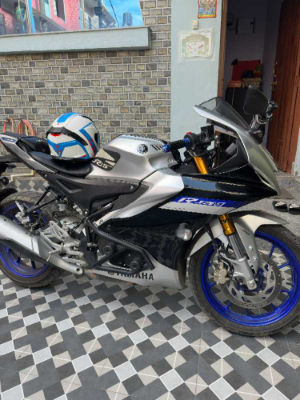 2022 Yamaha R15, photo 4