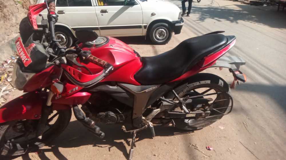 2014 Suzuki Gixxer 150, photo 2