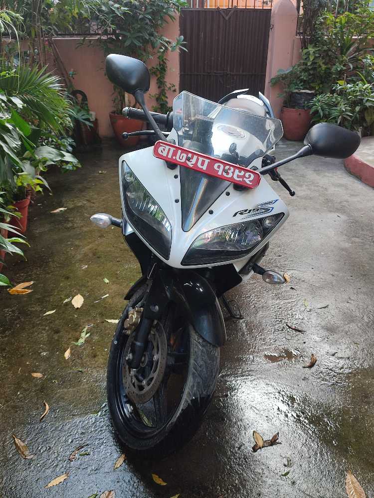 2019 Yamaha R15, photo 4