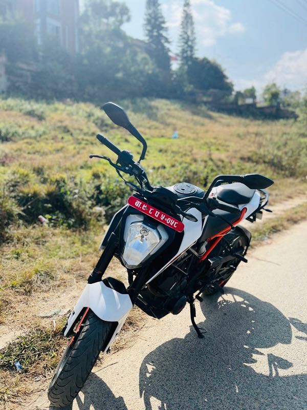 2018 KTM Duke 250, photo 2
