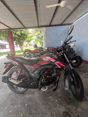 2021 Honda Shine, photo 2