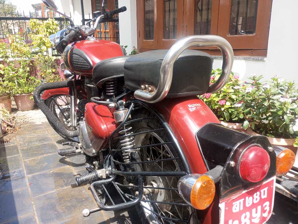 2016 Royal Enfield Bullet 350, photo 2