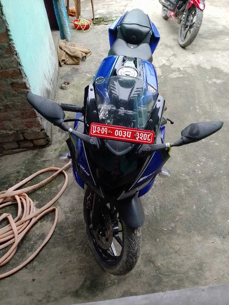 2021 Yamaha R15, photo 2