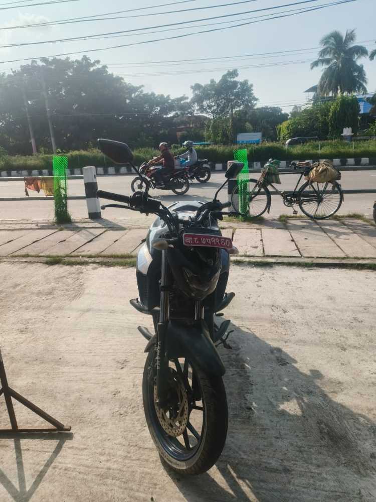 2017 Yamaha FZ 25, photo 3