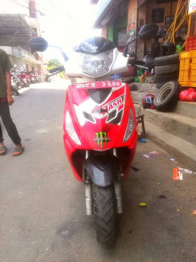 2016 Hero Maestro edge, photo 2