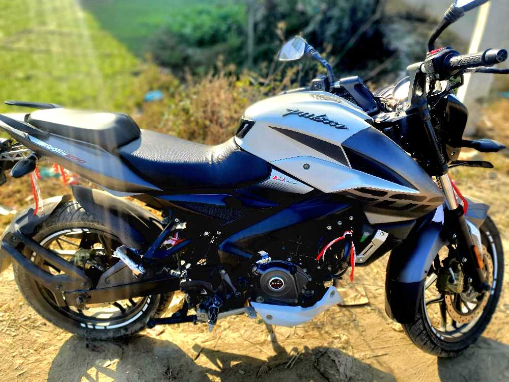 2020 Bajaj NS 200, photo 3