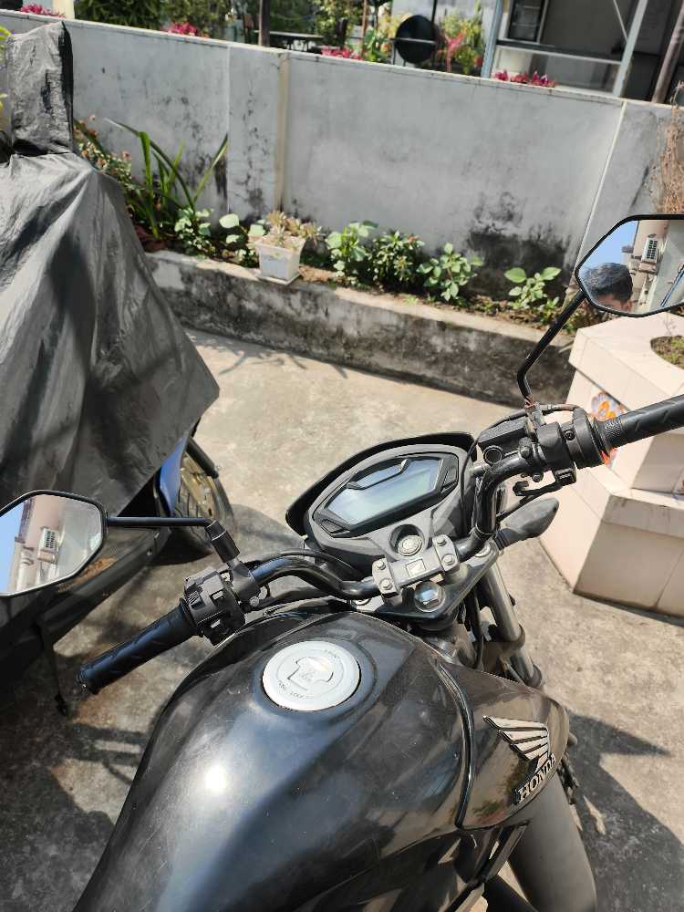 2015 Honda CB Unicorn 160, photo 2