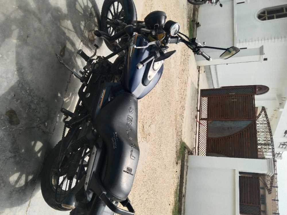 2017 Bajaj Avenger 150, photo 3